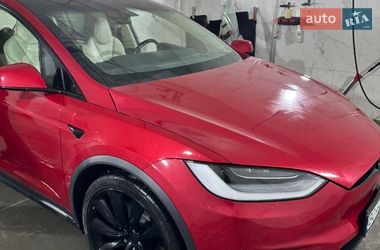 Внедорожник / Кроссовер Tesla Model X 2019 в Киеве