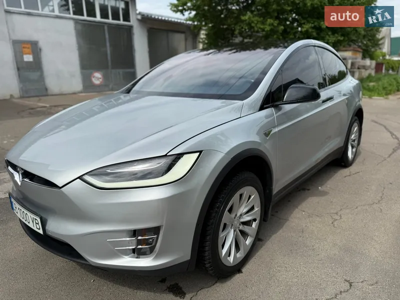 Tesla Model X