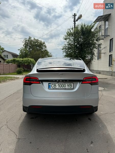 Внедорожник / Кроссовер Tesla Model X 2016 в Чернигове