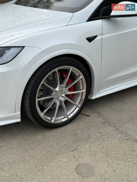 Внедорожник / Кроссовер Tesla Model X 2023 в Запорожье