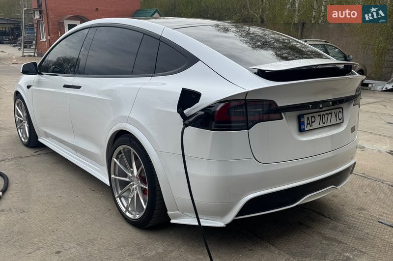 Внедорожник / Кроссовер Tesla Model X 2023 в Запорожье