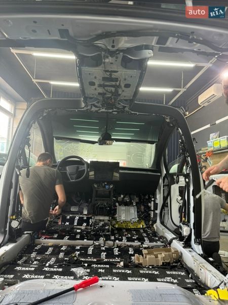 Внедорожник / Кроссовер Tesla Model X 2023 в Запорожье