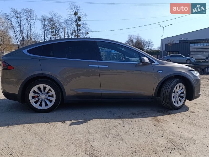 Внедорожник / Кроссовер Tesla Model X 2015 в Львове