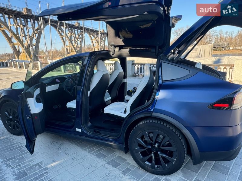 Внедорожник / Кроссовер Tesla Model X 2022 в Днепре