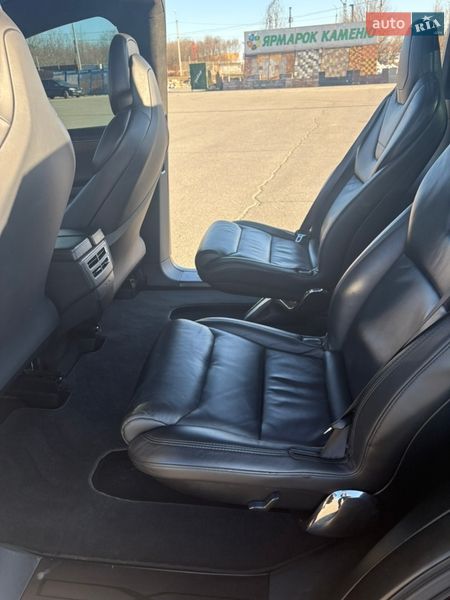 Позашляховик / Кросовер Tesla Model X 2017 в Дніпрі