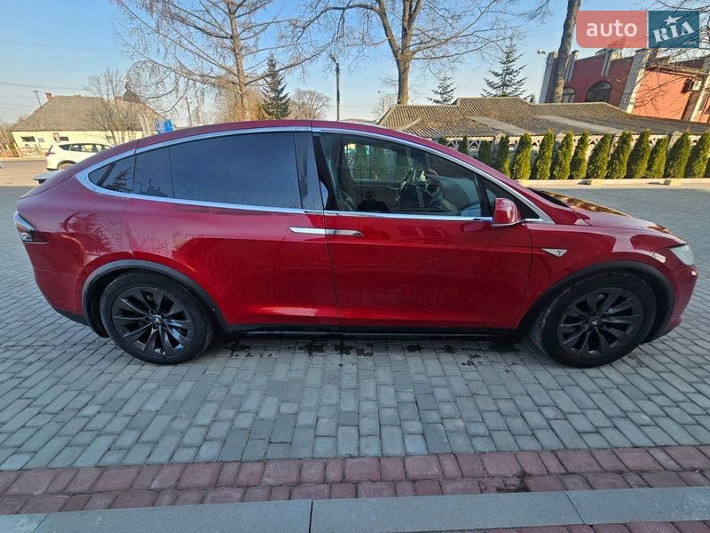Внедорожник / Кроссовер Tesla Model X 2016 в Львове