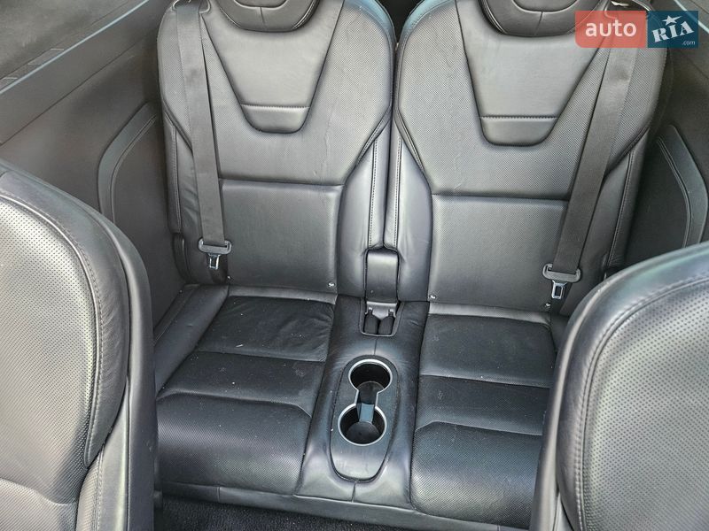 Внедорожник / Кроссовер Tesla Model X 2016 в Львове