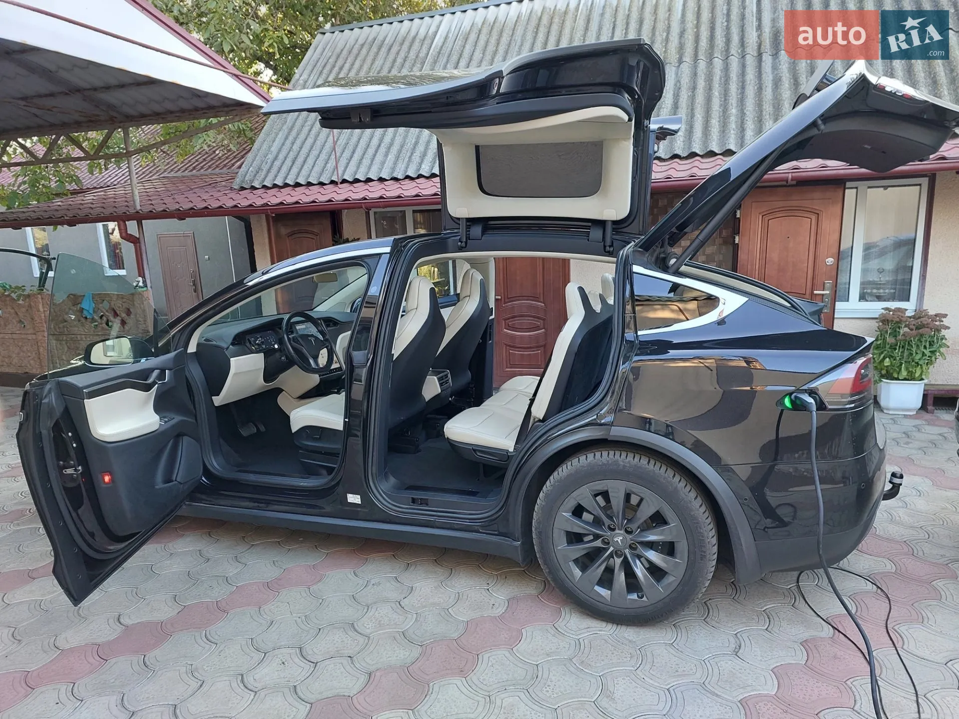 2018 Tesla Model X - мініатюра 3