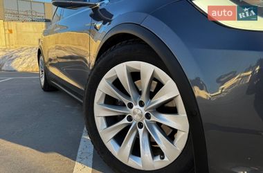 Внедорожник / Кроссовер Tesla Model X 2020 в Киеве