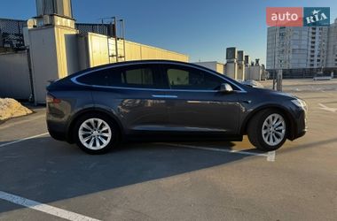 Внедорожник / Кроссовер Tesla Model X 2020 в Киеве
