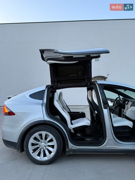 Tesla Model X 2017 Tesla Model X 2017