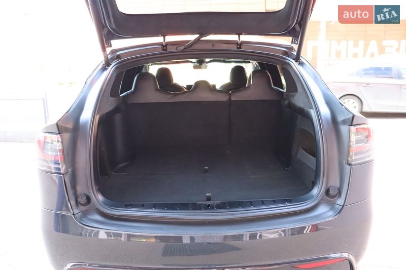 Внедорожник / Кроссовер Tesla Model X 2023 в Львове фото 33 Внедорожник / Кроссовер Tesla Model X 2023 в Львове