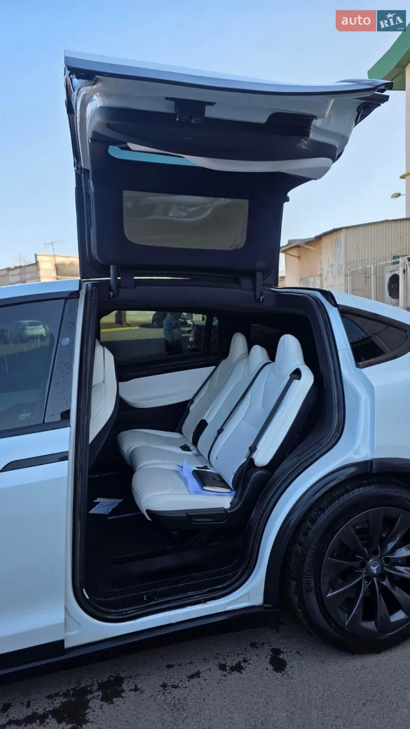 2018 Tesla Model X - мініатюра 11