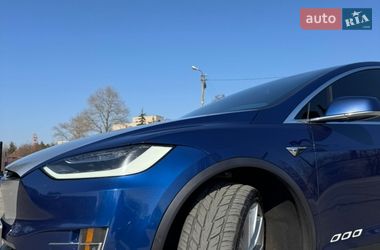 Внедорожник / Кроссовер Tesla Model X 2018 в Горишних Плавнях