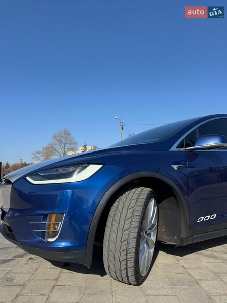 Внедорожник / Кроссовер Tesla Model X 2018 в Горишних Плавнях