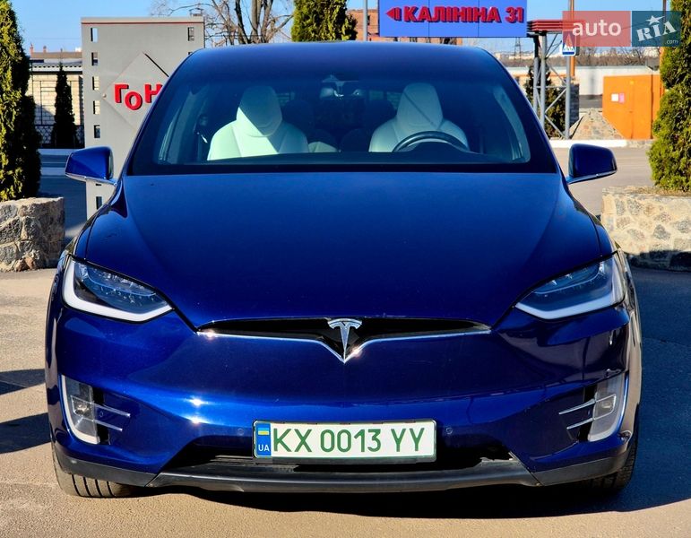 Внедорожник / Кроссовер Tesla Model X 2016 в Харькове