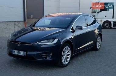 Внедорожник / Кроссовер Tesla Model X 2016 в Львове