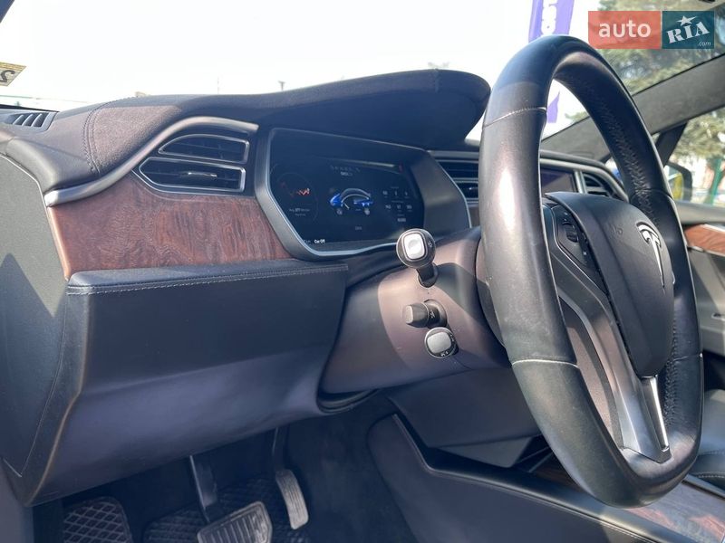 Внедорожник / Кроссовер Tesla Model X 2016 в Львове