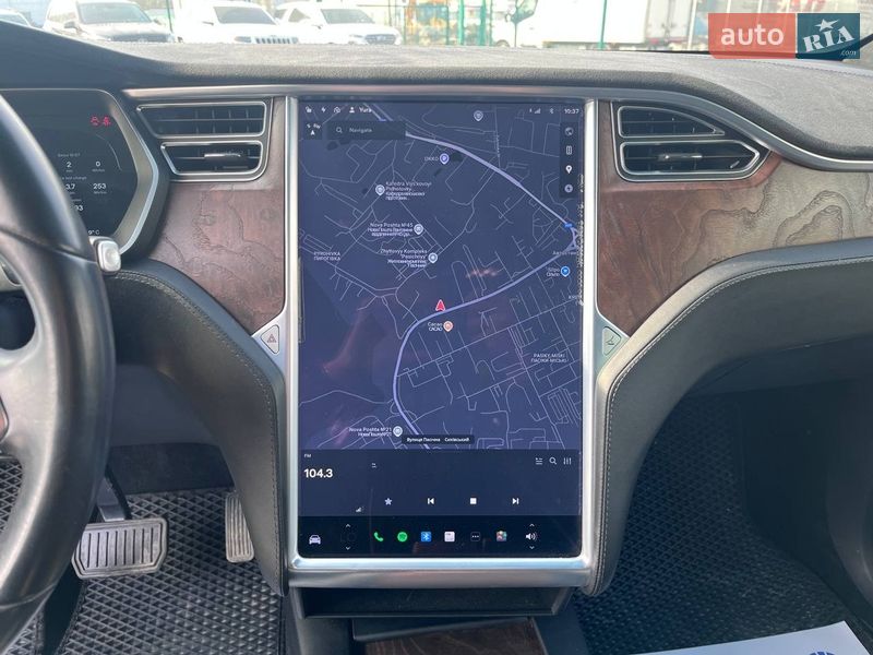 Внедорожник / Кроссовер Tesla Model X 2016 в Львове