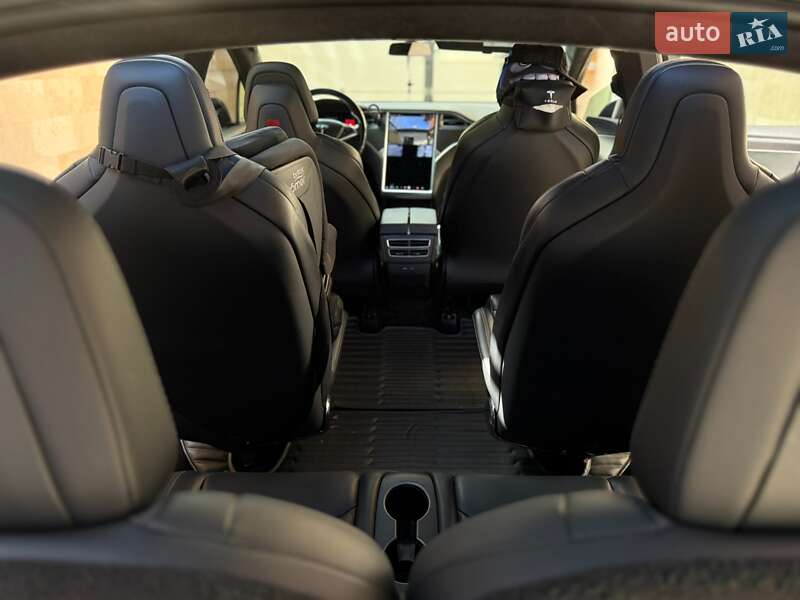 Внедорожник / Кроссовер Tesla Model X 2018 в Одессе