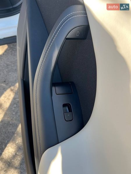 Позашляховик / Кросовер Tesla Model X 2024 в Києві фото 57 Позашляховик / Кросовер Tesla Model X 2024 в Києві