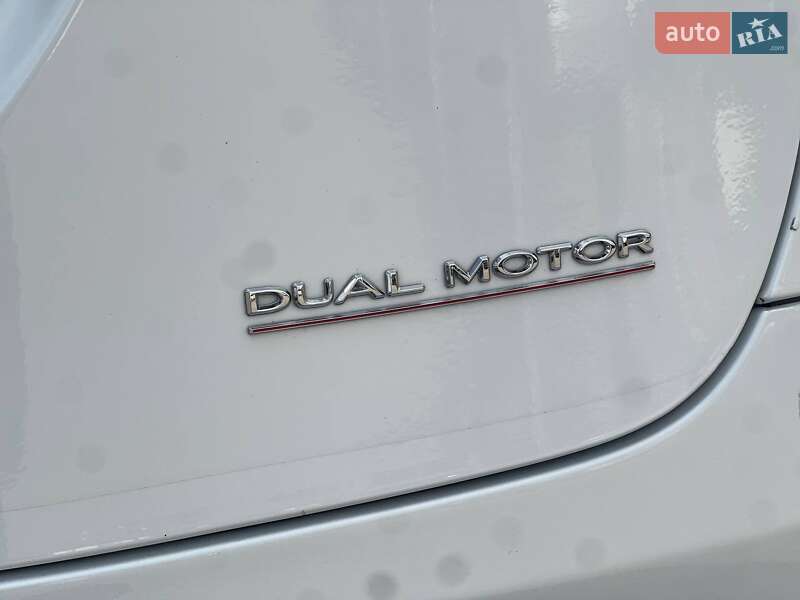 Внедорожник / Кроссовер Tesla Model X 2019 в Одессе