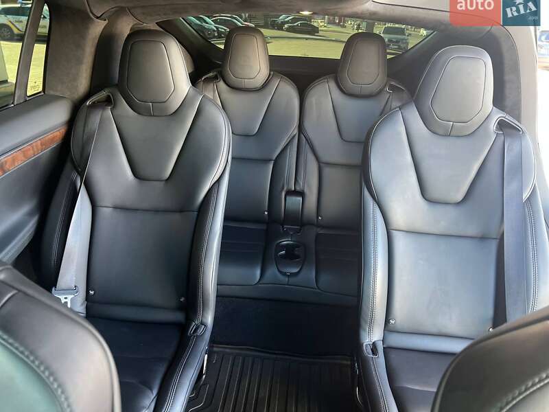 Внедорожник / Кроссовер Tesla Model X 2019 в Одессе