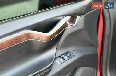 Внедорожник / Кроссовер Tesla Model X 2016 в Николаеве