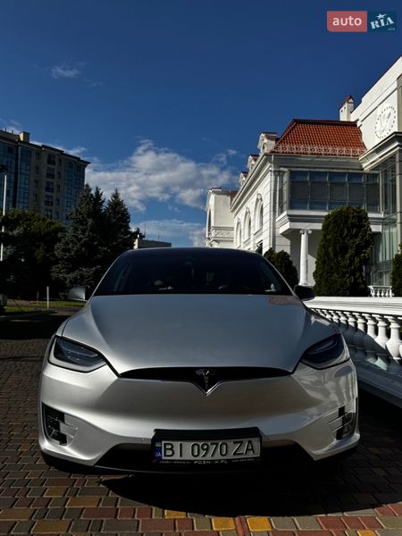 Позашляховик / Кросовер Tesla Model X 2016 в Одесі