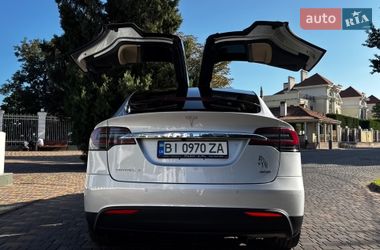 Позашляховик / Кросовер Tesla Model X 2016 в Одесі