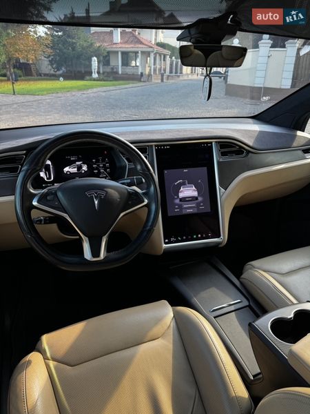Позашляховик / Кросовер Tesla Model X 2016 в Одесі