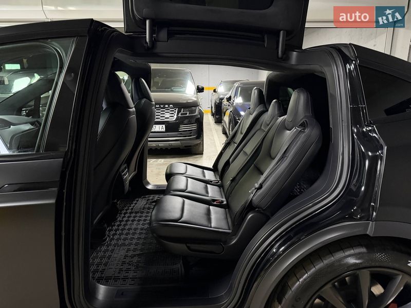 Внедорожник / Кроссовер Tesla Model X 2020 в Киеве