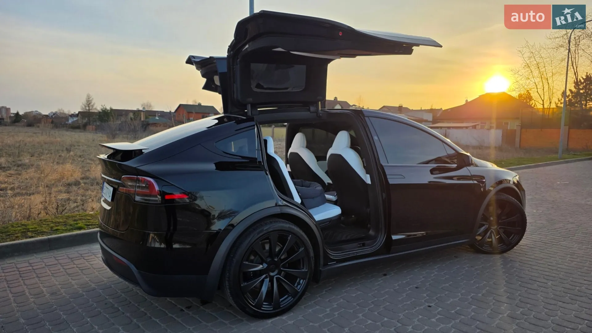 2023 Tesla Model X - мініатюра 29
