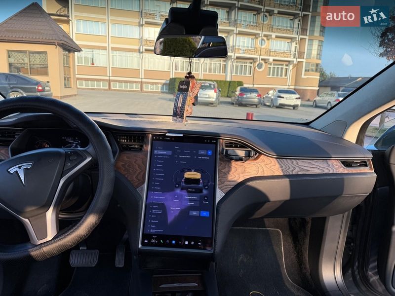 Позашляховик / Кросовер Tesla Model X 2018 в Львові фото 13 Позашляховик / Кросовер Tesla Model X 2018 в Львові