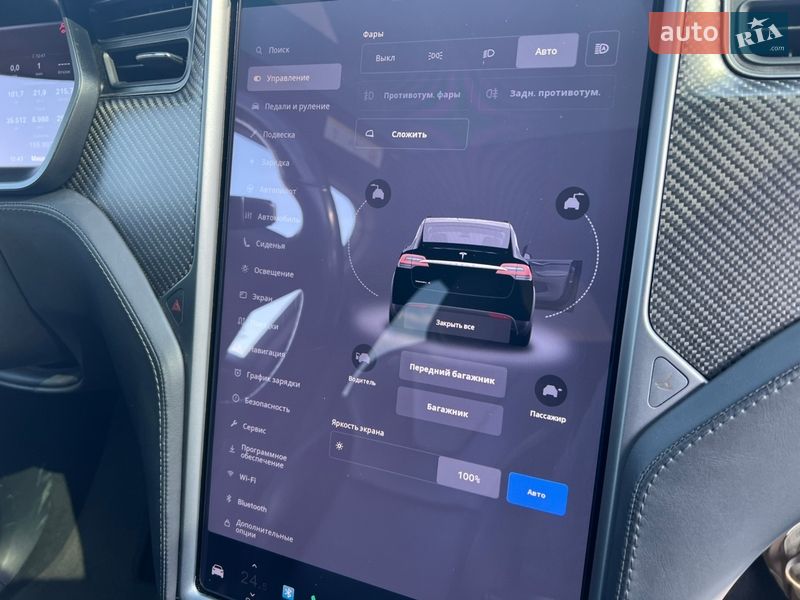 Позашляховик / Кросовер Tesla Model X 2018 в Києві