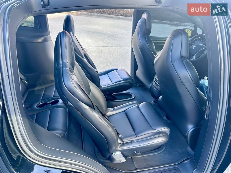 Внедорожник / Кроссовер Tesla Model X 2019 в Днепре фото 18 Внедорожник / Кроссовер Tesla Model X 2019 в Днепре