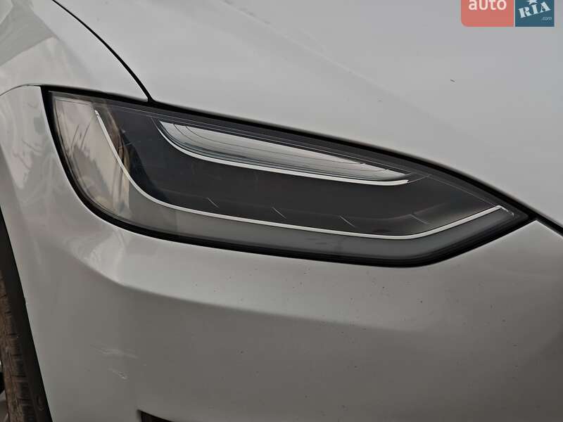 Внедорожник / Кроссовер Tesla Model X 2016 в Харькове