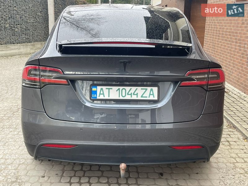 Внедорожник / Кроссовер Tesla Model X 2016 в Львове