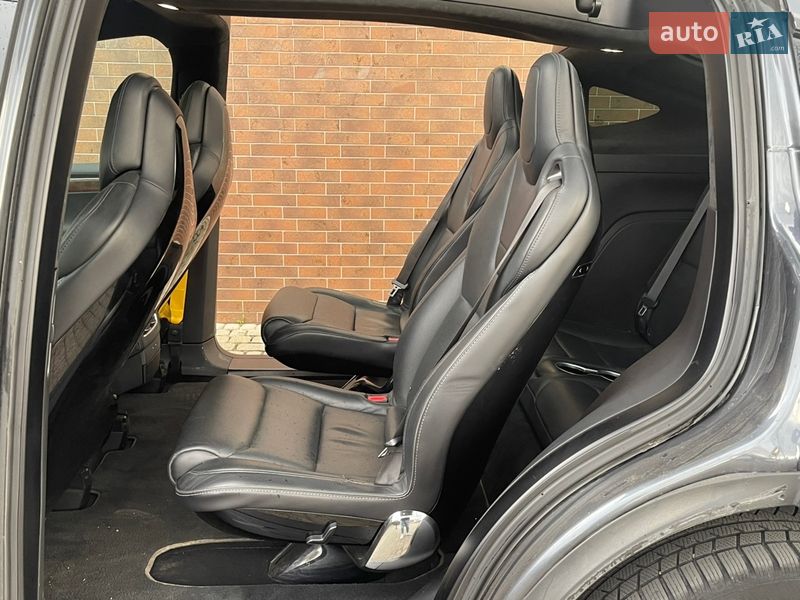 Внедорожник / Кроссовер Tesla Model X 2016 в Львове