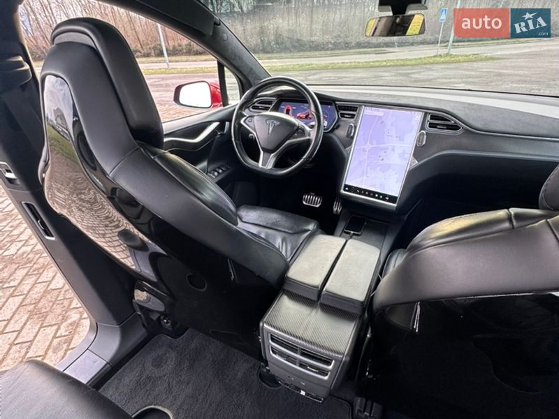 Внедорожник / Кроссовер Tesla Model X 2016 в Львове фото 15 Внедорожник / Кроссовер Tesla Model X 2016 в Львове