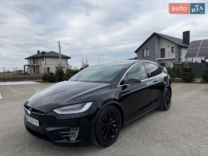 Позашляховик / Кросовер Tesla Model X 2018 в Тернополі фото 4 Позашляховик / Кросовер Tesla Model X 2018 в Тернополі