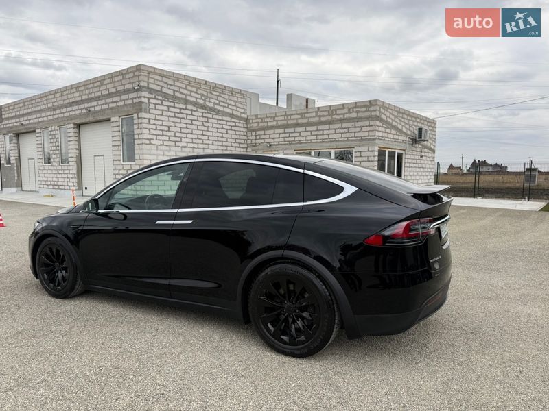 Позашляховик / Кросовер Tesla Model X 2018 в Тернополі фото 7 Позашляховик / Кросовер Tesla Model X 2018 в Тернополі