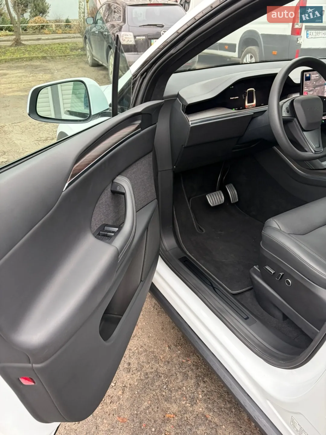 2024 Tesla Model X - мініатюра 18