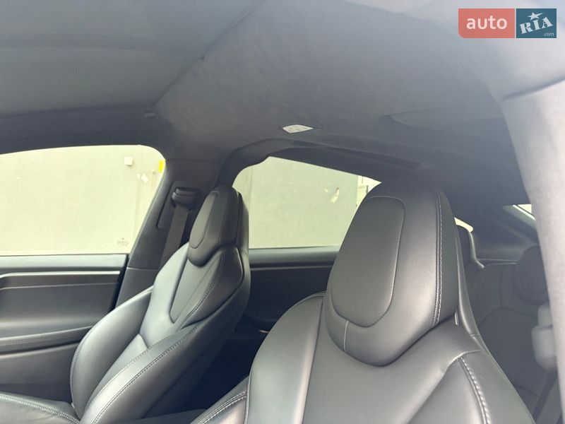 Внедорожник / Кроссовер Tesla Model X 2019 в Киеве