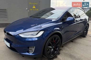 Внедорожник / Кроссовер Tesla Model X 2019 в Киеве