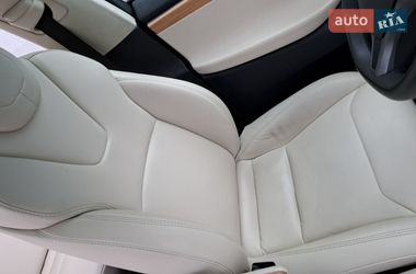 Позашляховик / Кросовер Tesla Model X 2018 в Костопілі