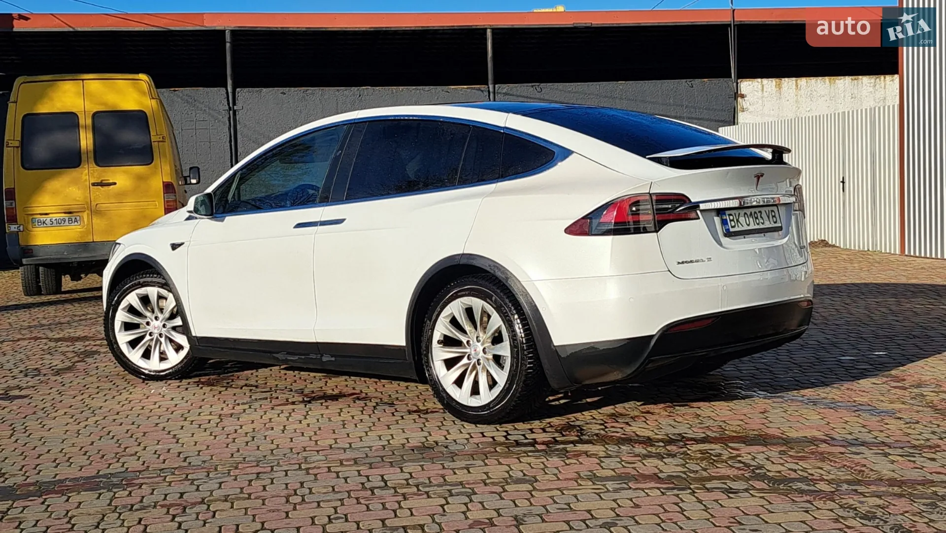 2018 Tesla Model X - мініатюра 19