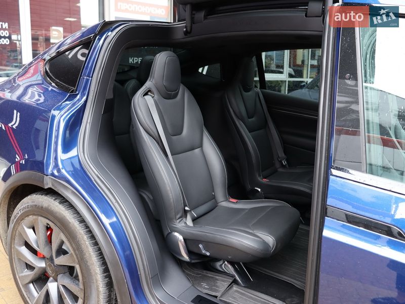 Позашляховик / Кросовер Tesla Model X 2023 в Львові