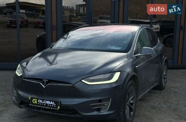 Позашляховик / Кросовер Tesla Model X 2018 в Львові