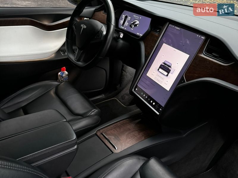 Внедорожник / Кроссовер Tesla Model X 2020 в Киеве